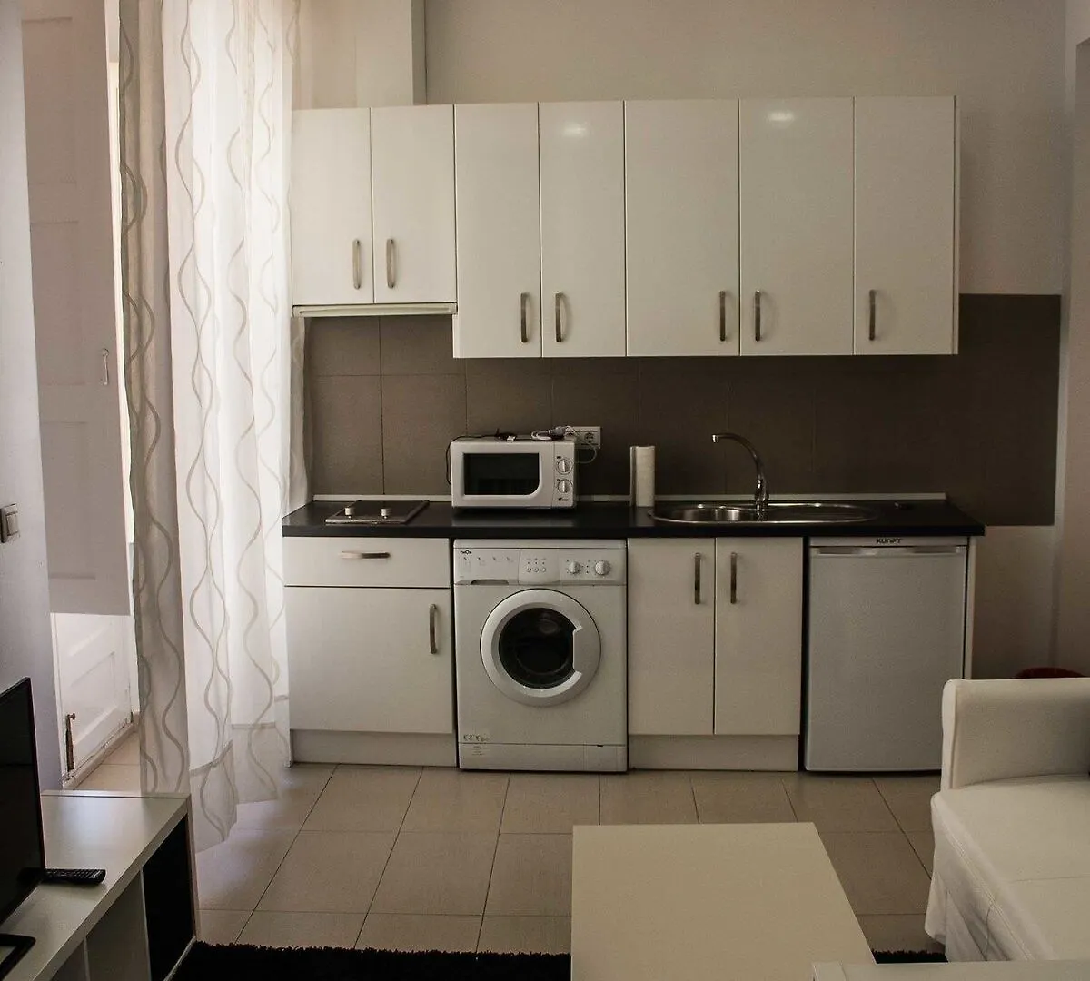 Suncity Loft Cobertizo Malaga 0*,