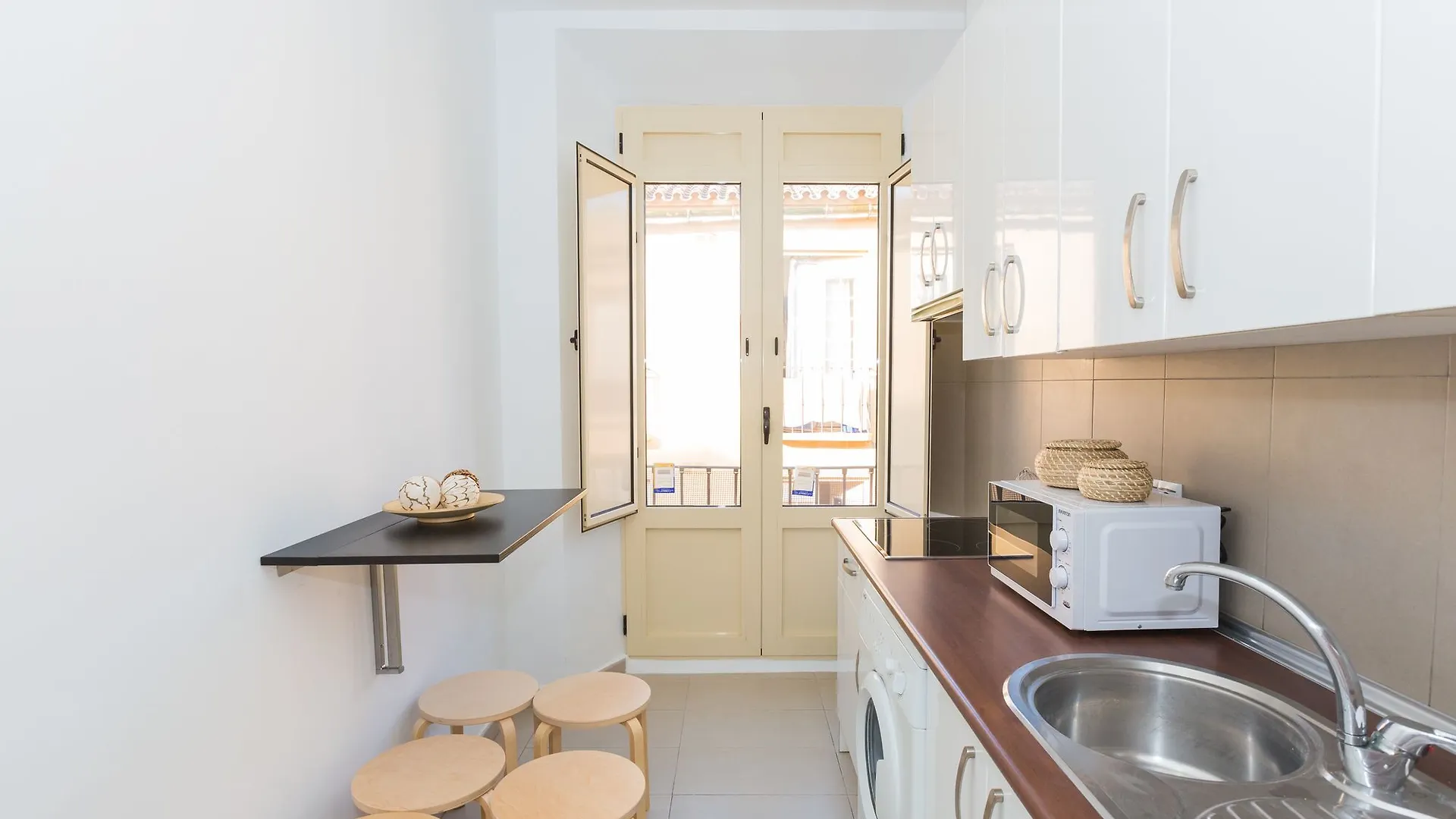 Suncity Loft Cobertizo Malaga 0*,  Spain
